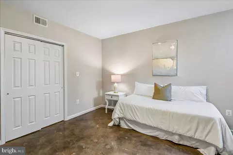 Bedroom - 16510 Harbour Town Dr, Ashton, MD 20861 photo 18 of 19