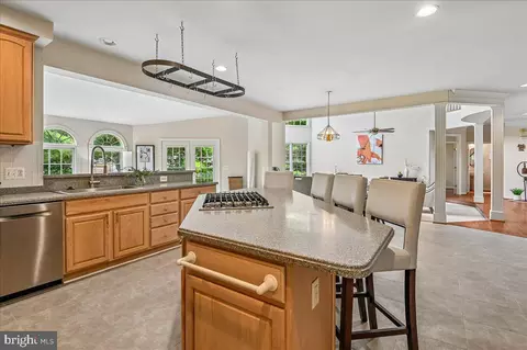 Kitchen - 16510 Harbour Town Dr, Ashton, MD 20861 photo 3 of 6