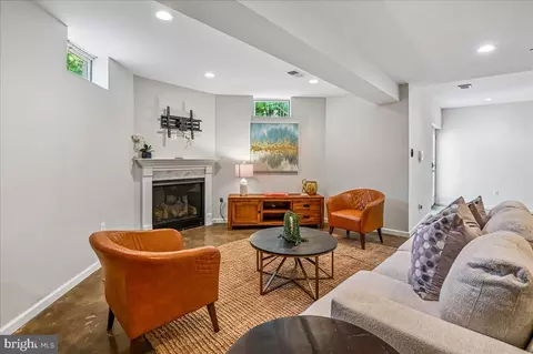 Living - 16510 Harbour Town Dr, Ashton, MD 20861 photo 8 of 8