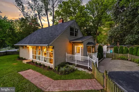401 Cedar Ln, Rockville, MD 20851