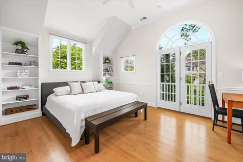 4613 Chevy Chase Blvd, Chevy Chase, MD 20815