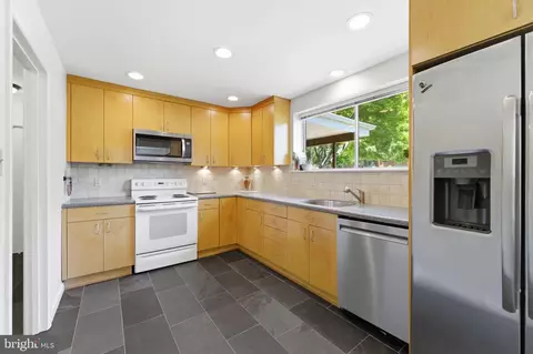 Kitchen - 11408 Gilsan St, Silver Spring, MD 20902 photo 1 of 5