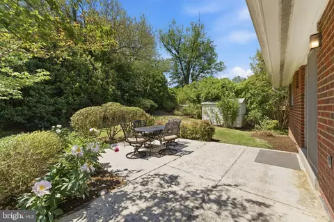 Exterior - 11408 Gilsan St, Silver Spring, MD 20902 photo 8 of 11