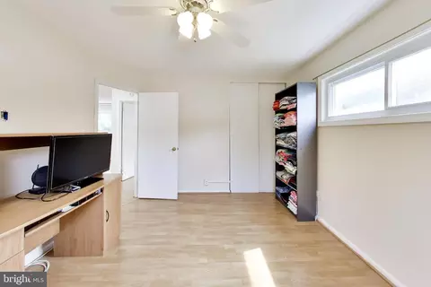 Bedroom - 3951 Wendy Ln, Silver Spring, MD 20906 photo 3 of 6