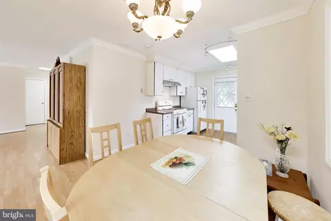 Dining - 3951 Wendy Ln, Silver Spring, MD 20906 photo 3 of 3