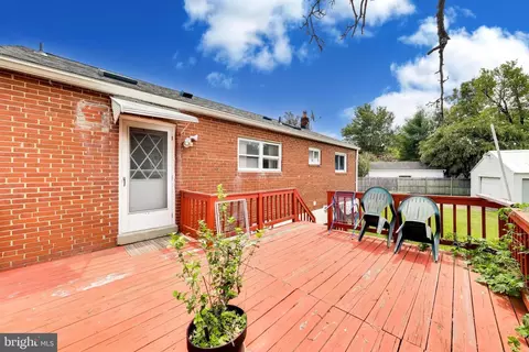 Exterior - 3951 Wendy Ln, Silver Spring, MD 20906 photo 5 of 10