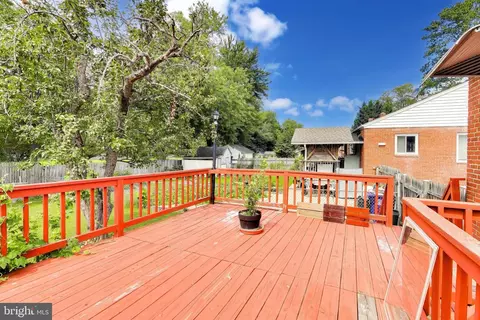 Exterior - 3951 Wendy Ln, Silver Spring, MD 20906 photo 6 of 10