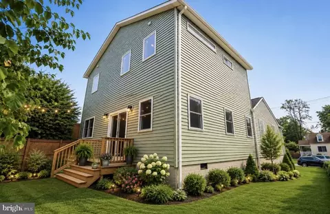 Exterior - 9910 Lorain Ave, Silver Spring, MD 20901 photo 5 of 11