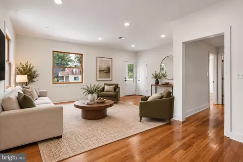 Living - 9910 Lorain Ave, Silver Spring, MD 20901 photo 1 of 7