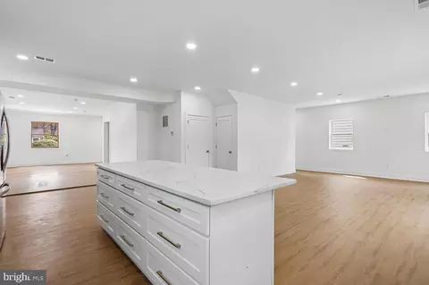 Entry Way - 9910 Lorain Ave, Silver Spring, MD 20901 photo 2 of 4
