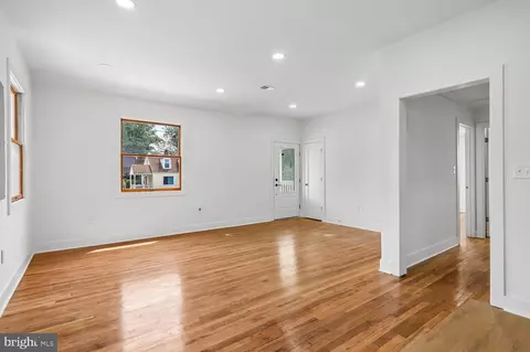 Living - 9910 Lorain Ave, Silver Spring, MD 20901 photo 1 of 6
