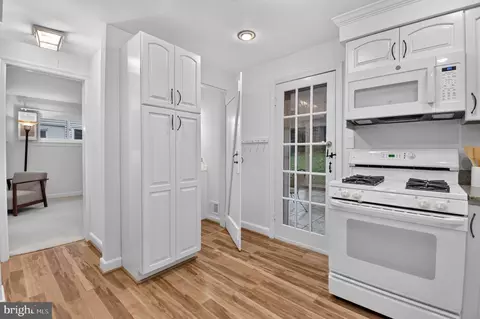 Entry Way - 9807 Gardiner Ave, Silver Spring, MD 20902 photo 1 of 1
