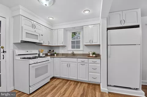 Kitchen - 9807 Gardiner Ave, Silver Spring, MD 20902 photo 1 of 2