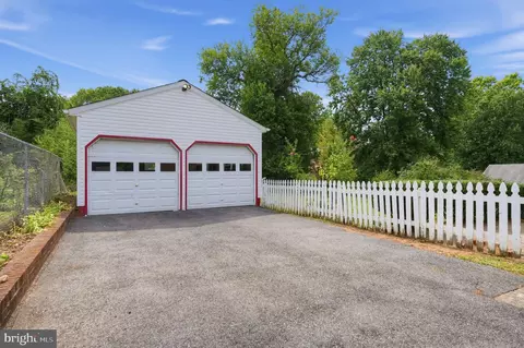Exterior - 728 Dennis Ave, Silver Spring, MD 20901 photo 2 of 11