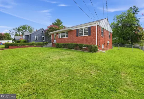 Exterior - 728 Dennis Ave, Silver Spring, MD 20901 photo 10 of 11