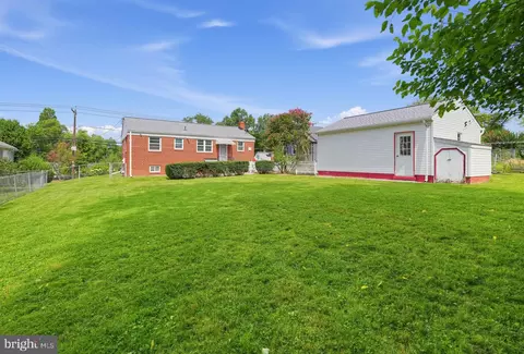 Exterior - 728 Dennis Ave, Silver Spring, MD 20901 photo 3 of 11
