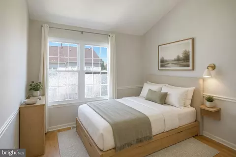 Bedroom - 9423 Fields Rd, Gaithersburg, MD 20878 photo 3 of 5