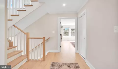 Entry Way - 6427 83rd Pl, Cabin John, MD 20818 photo 4 of 7
