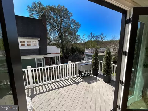 Exterior - 6427 83rd Pl, Cabin John, MD 20818 photo 3 of 6