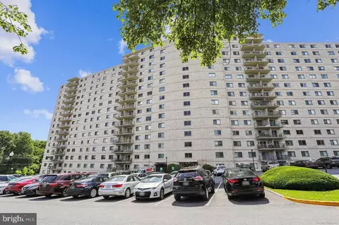 1111 University Blvd W #717-A, Silver Spring, MD 20902