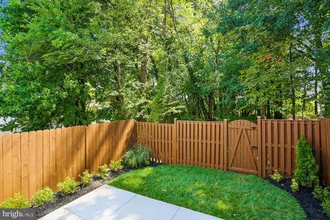Exterior - 10826 Douglas Ave, Silver Spring, MD 20902 photo 4 of 10