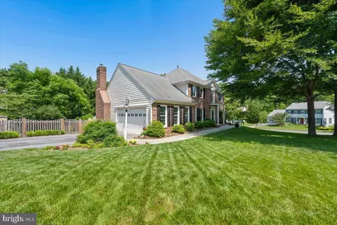 Exterior - 13426 Rippling Brook Dr, Silver Spring, MD 20906 photo 16 of 16