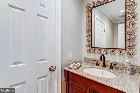 Bath - 229 Windridge Acres Ct, Silver Spring, MD 20905 photo 1 of 9