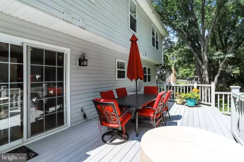 Exterior - 229 Windridge Acres Ct, Silver Spring, MD 20905 photo 16 of 20