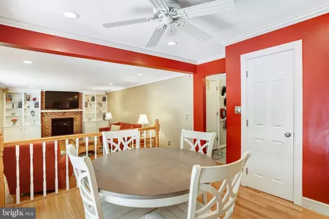 Dining - 229 Windridge Acres Ct, Silver Spring, MD 20905 photo 5 of 6