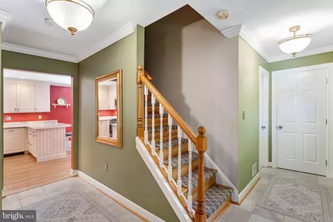 Entry Way - 229 Windridge Acres Ct, Silver Spring, MD 20905 photo 4 of 9