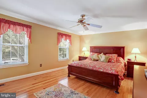Bedroom - 229 Windridge Acres Ct, Silver Spring, MD 20905 photo 2 of 8