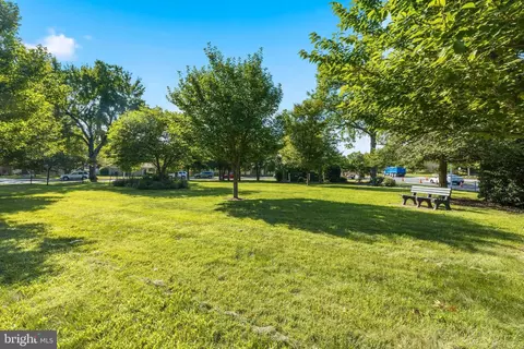 3254 Gleneagles Dr #104-D, Silver Spring, MD 20906 photo 6
