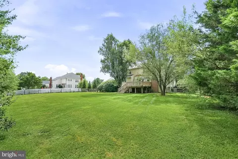 Exterior - 17004 Spates Hill Rd, Poolesville, MD 20837 photo 15 of 20
