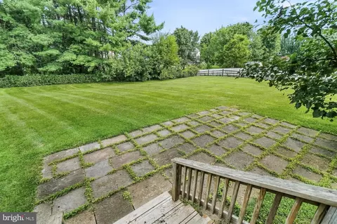 Exterior - 17004 Spates Hill Rd, Poolesville, MD 20837 photo 16 of 20