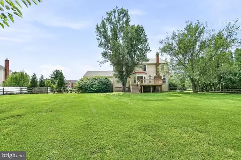 Exterior - 17004 Spates Hill Rd, Poolesville, MD 20837 photo 10 of 20