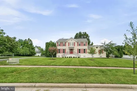 Exterior - 17004 Spates Hill Rd, Poolesville, MD 20837 photo 5 of 20