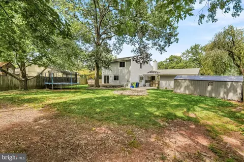 Exterior - 19345 Hempstone Ave, Poolesville, MD 20837 photo 3 of 13