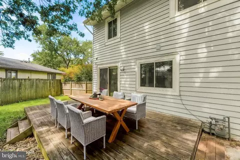 Exterior - 19345 Hempstone Ave, Poolesville, MD 20837 photo 6 of 13