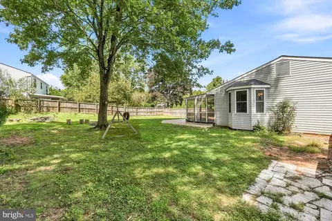 Exterior - 19110 Dowden Cir, Poolesville, MD 20837 photo 9 of 15