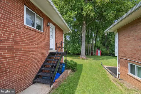 Exterior - 11302 Kenton Pl, Silver Spring, MD 20902 photo 8 of 13