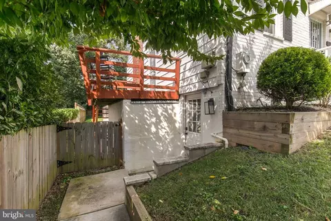 Exterior - 10806 Inwood Ave, Silver Spring, MD 20902 photo 6 of 10