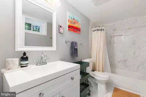 Bath - 10806 Inwood Ave, Silver Spring, MD 20902 photo 4 of 4