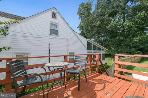 Exterior - 10806 Inwood Ave, Silver Spring, MD 20902 photo 4 of 10