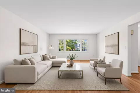 Living - 905 Winhall Way, Silver Spring, MD 20904 photo 1 of 10