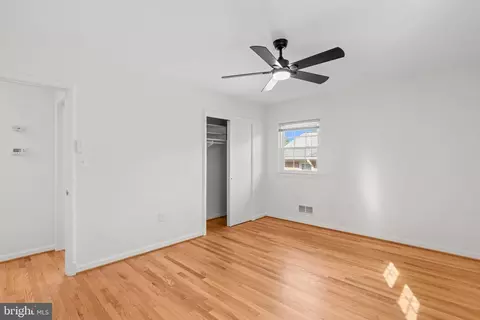 Bedroom - 905 Winhall Way, Silver Spring, MD 20904 photo 4 of 13