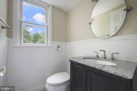 Bath - 2005 Dennis Ave, Silver Spring, MD 20902 photo 1 of 3