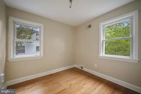 Bedroom - 2005 Dennis Ave, Silver Spring, MD 20902 photo 3 of 6