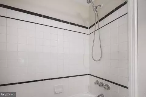 Bath - 2005 Dennis Ave, Silver Spring, MD 20902 photo 3 of 3
