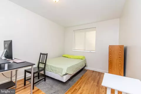 Bedroom - 9059 Manchester Rd #9059, Silver Spring, MD 20901 photo 2 of 5