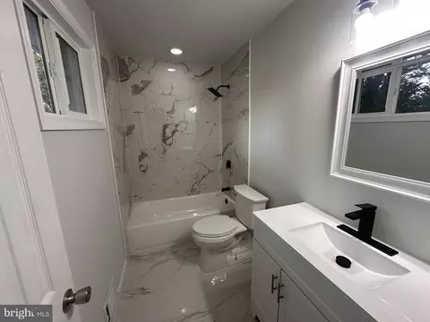 Bath - 1200 Kathryn Rd, Silver Spring, MD 20904 photo 3 of 3